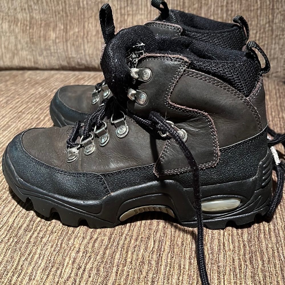 Nevados anatomical air boots - size 2 - waterproof - brown/black